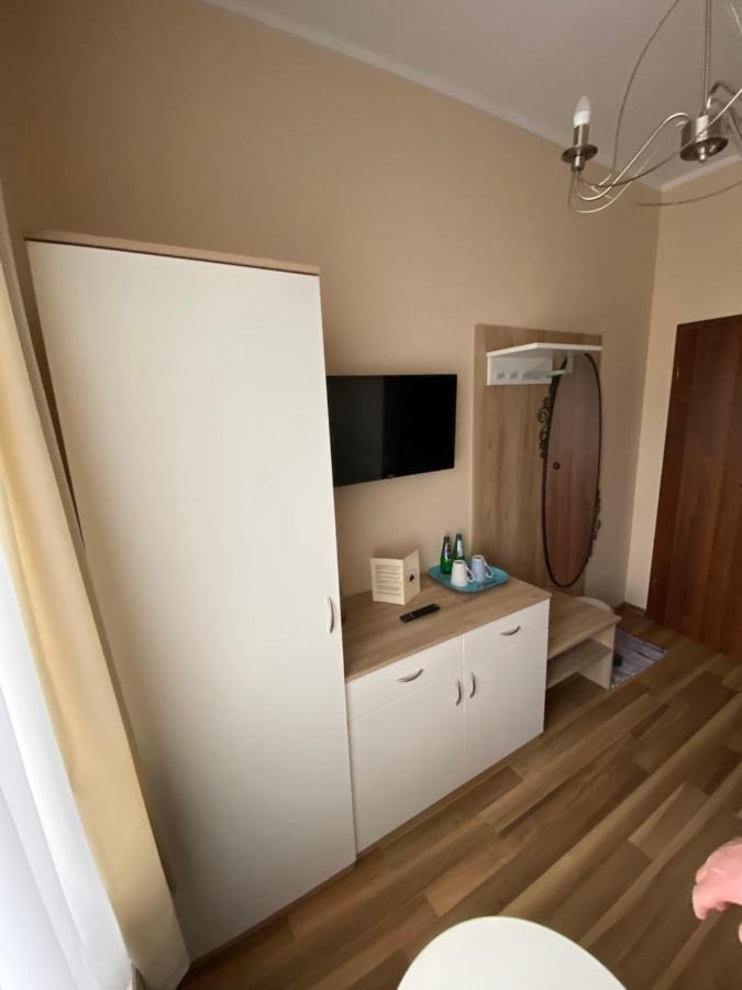 Willa Pod Lipami Świnoujście Exteriör bild